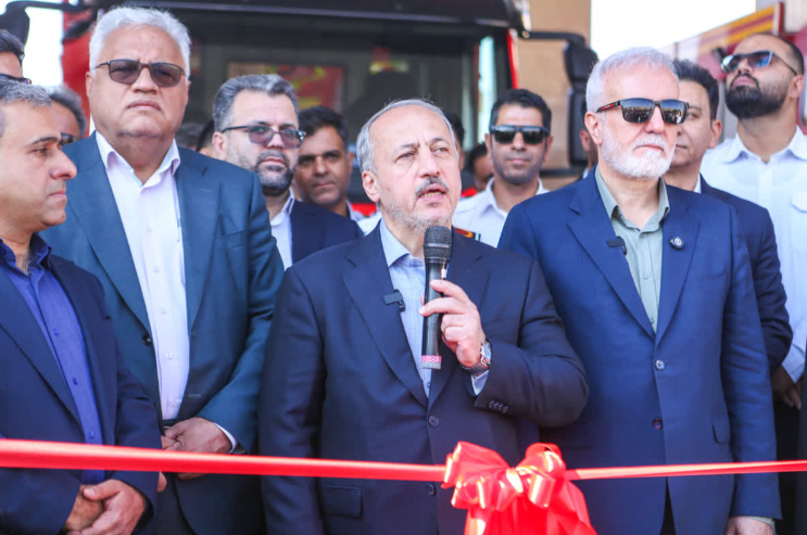 ساماندهی دست‌فروشان شیراز هوشمند شد؛ ثبت‌نام و تخصیص فضا در یک سامانه