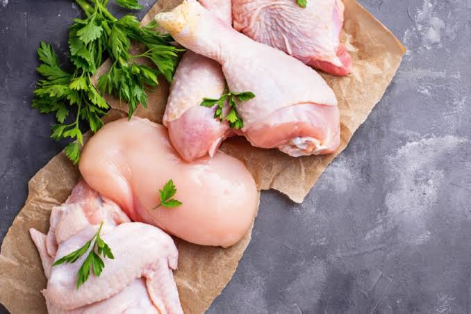 خبر مهم برای مرغداران؛ خرید حمایتی مرغ از ۲۳ شهریور آغاز می‌شود