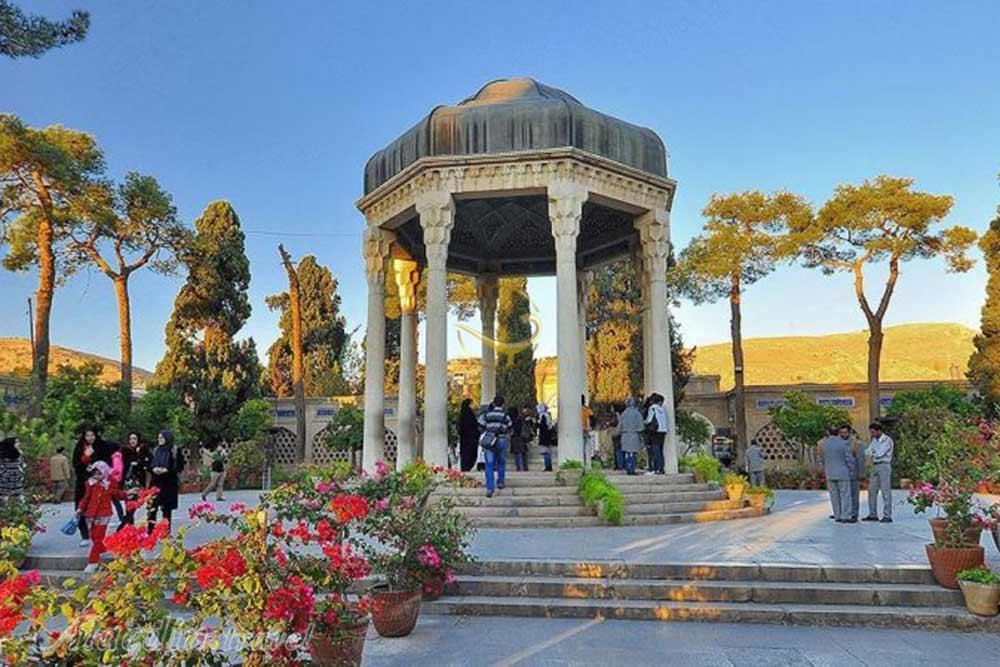 یادروز حافظ در شیراز؛ حافظیه ۳ روز میزبان رایگان مردم و گردشگران می‌شود
