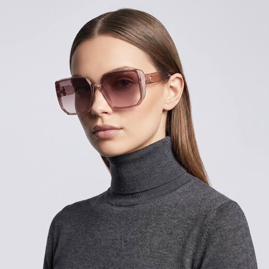بازگشت عینک‌های بزرگ؛ اکسسوری متفاوتی که پاییز امسال ترند شد